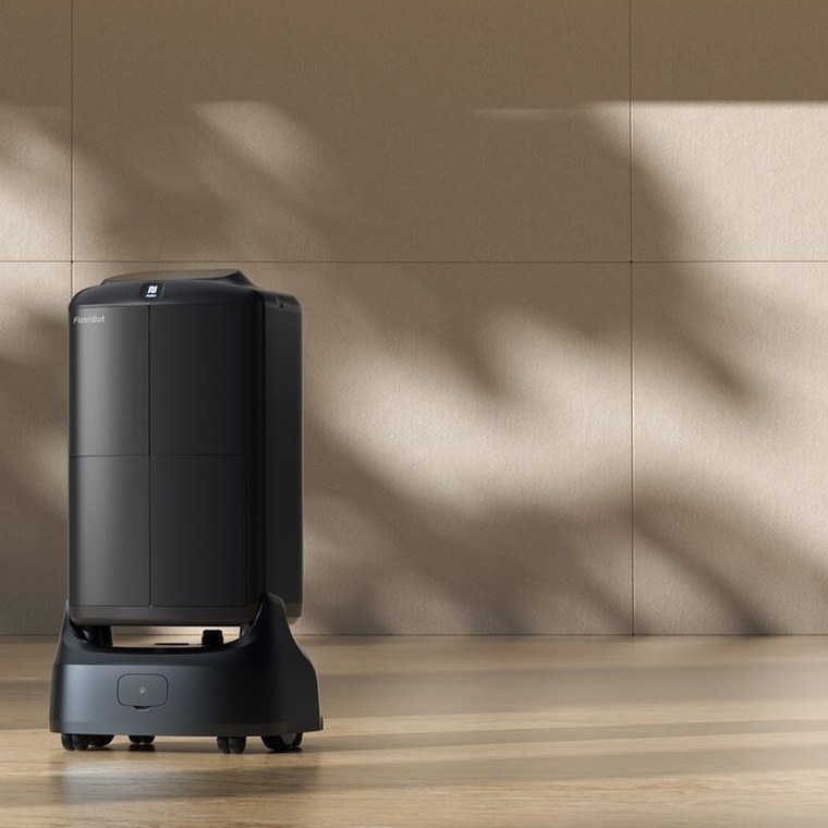 PUDU FlashBot Max